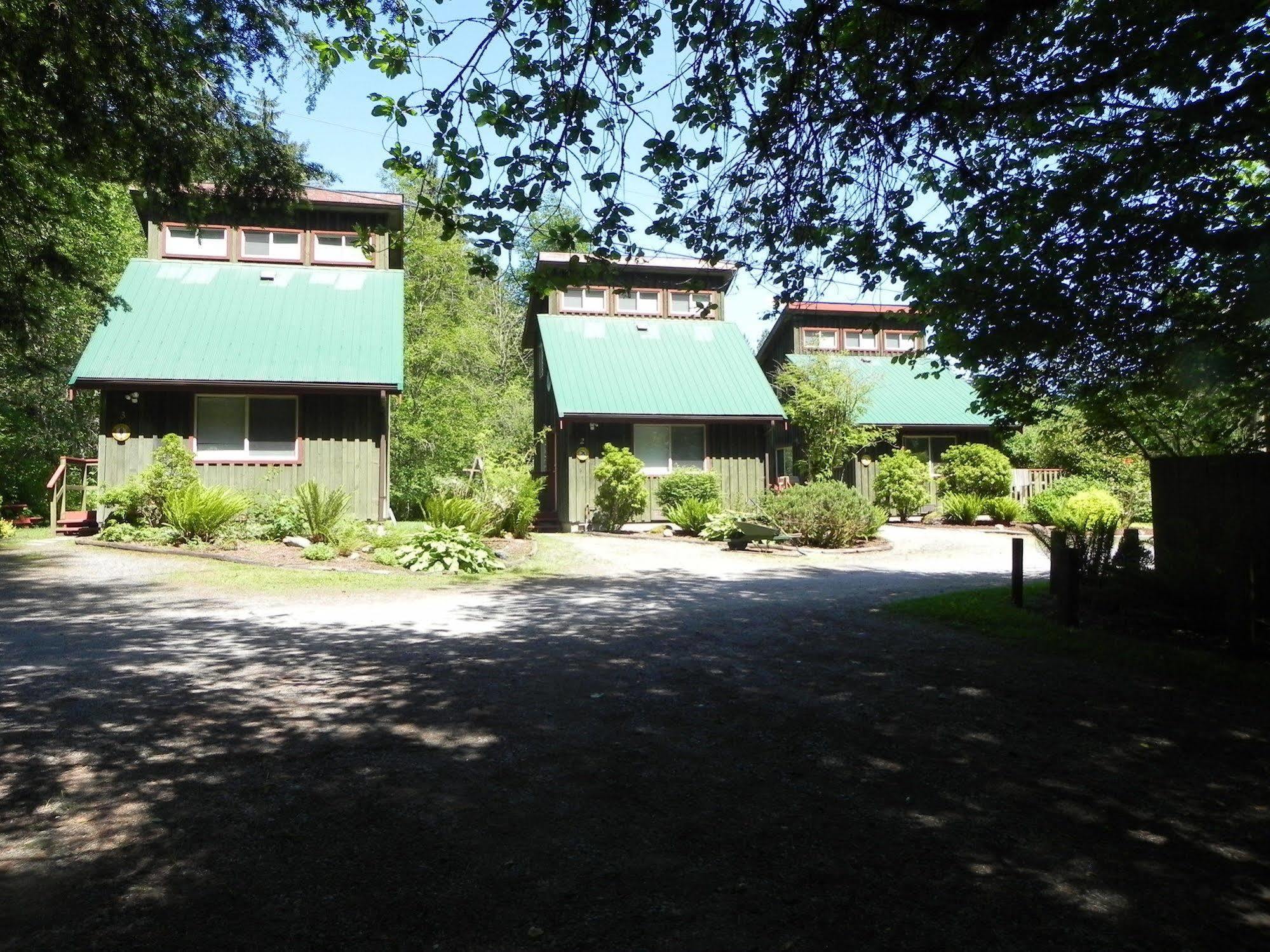Forest Echoes Cabins Cultus Lake 외부 사진